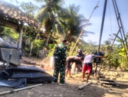 Babinsa Koramil 0801/07 Ngadirojo Lakukan Pendampingan Pengeboran Sumur Dalam di Desa Hadiwarno