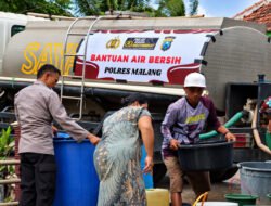 Tanggap Darurat Kekeringan, Polres Malang Pasok 35 Ribu Liter Air Bersih ke Dua Kecamatan