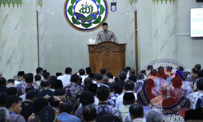 Kapolri Ajak Jamaah Masjid Al-Ikhlas Mabes Polri Jaga Kerendahan Hati dan Perkuat Akhlak