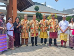 Sela Hadiri Festival Budaya Klungkung, Irjen. Pol. (Purn.) Dr. H. Ike Edwin Kunjungi Pura Agung Besakih