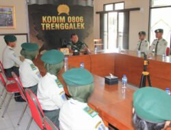 Kasdim 0806/Trenggalek Kenalkan Tugas TNI kepada 12 Siswa Taruna Brawijaya