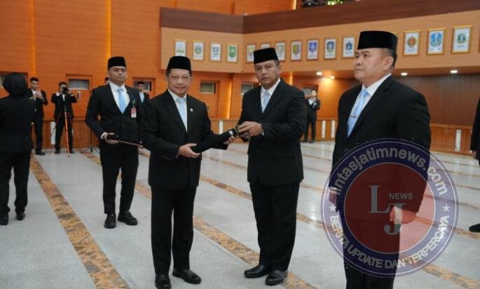 Lantik Pejabat Eselon I dan Staf Khusus, Mendagri Tekankan Loyalitas, Integritas, dan Kinerja