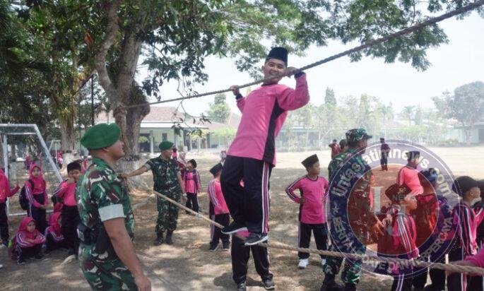 Kodim 0806/Trenggalek Bekali Siswa MI Nurul Huda Wawasan Kebangsaan