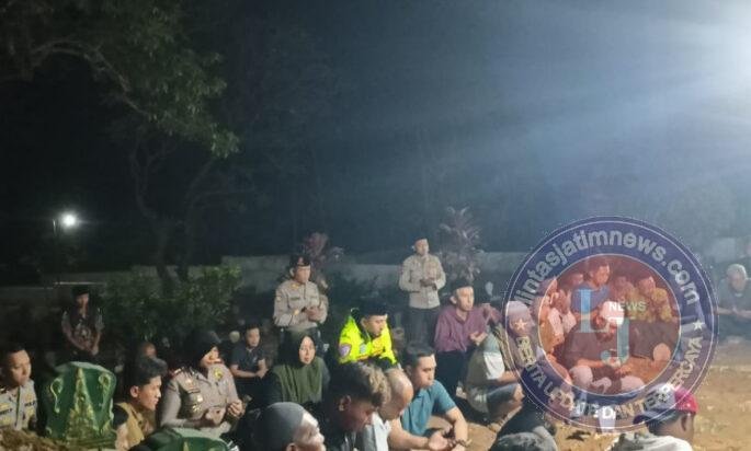 Polisi Bersama Masyarakat, Kapolres Probolinggo Dampingi Keluarga Korba
