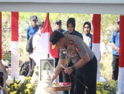 Kapolri Ziarah ke Makam Marsinah dan Kunjungi Museum di Nganjuk