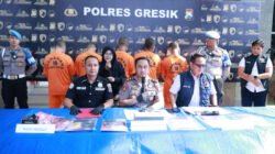 Polres Gresik Bongkar Jaringan Sabu di Menganti, 5 Tersangka Ditahan dan 31,8 Gram Barang Bukti Disita