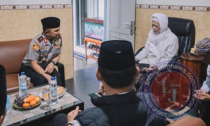 Perkuat Sinergi Kamtibmas, Kapolda Jatim Silaturahmi dengan Sejumlah Ulama di Kediri