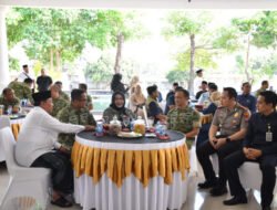 Dandim Ponorogo Hadiri Audensi Tim Verval Mabes TNI Bersama Plt. Bupati Ponorogo