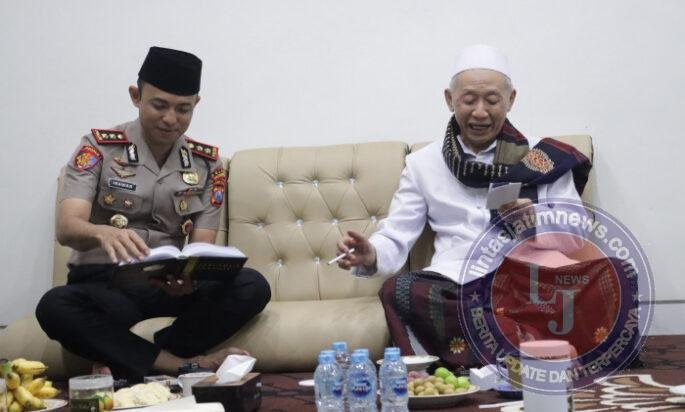 Kapolres Pasuruan Hadiri Pengajian Senenan di Ponpes Ngalah, Ajak Masyarakat Jaga Kamtibmas
