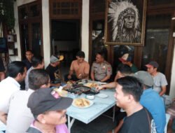 Kapolres Jember Serap Aspirasi Pedagang, Gelar Cangkrukan di Pasar Johar