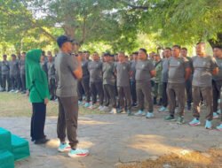 Sehat, Kompak, Dan Penuh Kehangatan : Keluarga Besar Kodim 0735/Surakarta Senam Bersama di Taman Balekambang