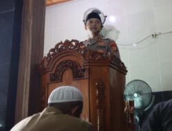 Kapolres Pelabuhan Tanjung Priok Jadi Khotib dan Imam Shalat Jumat, Ajak Jamaah Perkuat Rasa Syukur dan Qanaah