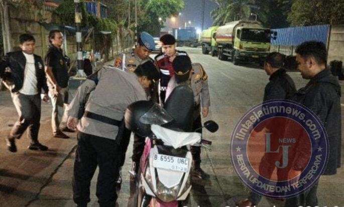 Polres Priok, Gelar Patroli Cipta Kondisi dan Strongpoint, Antisipasi Gangguan Kamtibmas pada Malam Hari
