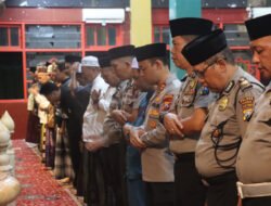 Kapolres Pasuruan Ajak Warga Jaga Kamtibmas Lewat Subuh Keliling di Masjid Cheng Hoo