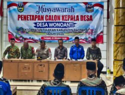 Babinsa Koramil 0801/08 Tulakan Kawal Musdes Penetapan Bakal Calon Kades di Desa Wonoanti