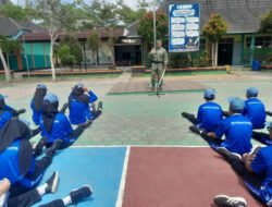 Ratusan Siswa SMK N 1 Pariwisata Pracimantoro Di Gembleng TNI dari Koramil 13/Pracimantoro