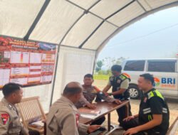 Semangat ‘Polisi Bersama Masyarakat: Polda Jatim Dirikan Posko Karhutla dan Distribusikan Air Bersih di Pasuruan