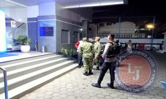 Jaga Kondusivitas Wilayah, Babinsa Wonogiri Kota Gelar Patroli Malam dan Anjangsana