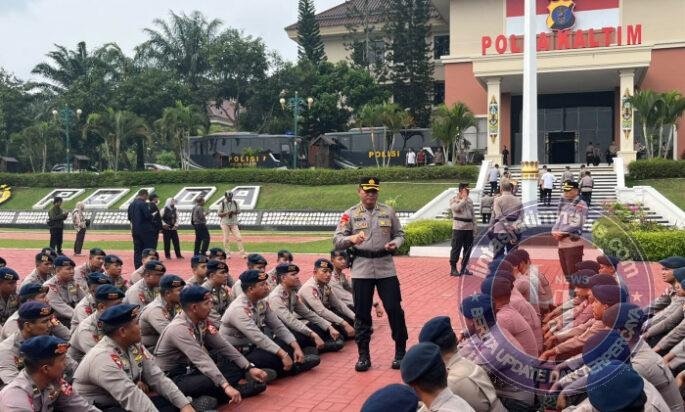Polri Terjunkan 200 Personel Brimob dan 10 Personel Bareskrim Tangani Karhutla di Kalimantan