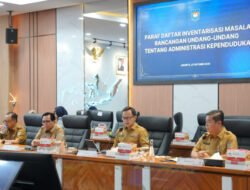 Pemerintah Paraf DIM RUU Adminduk, Bima Arya Tekankan Penguatan NIK sebagai Identitas Tunggal