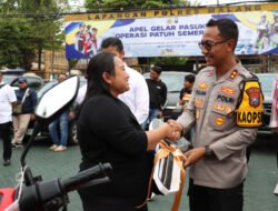 Senyum Sumringah Korban Curanmor,Polres Malang Kembalikan Motor Hasil Operasi Sikat Semeru