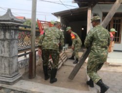 Karya Bakti TNI di Balerejo, Wujud Kepedulian terhadap Kenyamanan Tempat Ibadah Warga