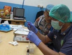 Dokkes polres pelabuhan tanjung priok laksanakan food safety mbg polri, hasil pemeriksaan dinyatakan layak konsumsi