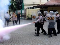 Polres Pelabuhan Tanjung Priok Gelar Simulasi Pemadaman Api, Tingkatkan Kesiapsiagaan Personel Hadapi Aksi Unjuk Rasa