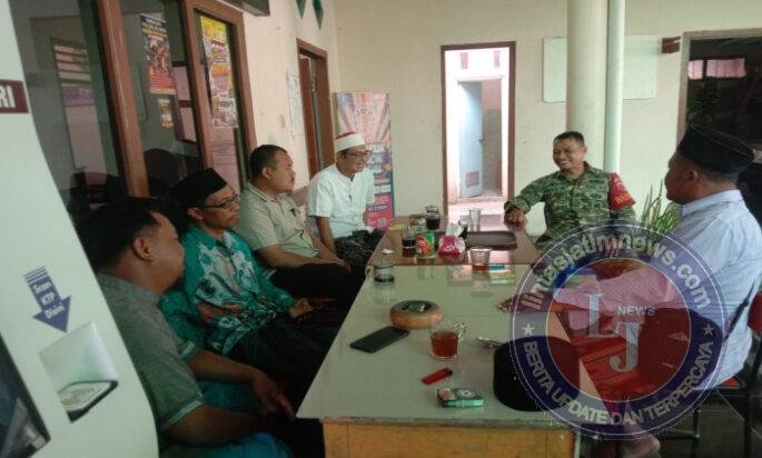 Ajak Generasi Muda Masuk Menjadi Prajurit TNI AD, Babinsa Kodim Ponorogo Aktif Lakukan Sosialisasi